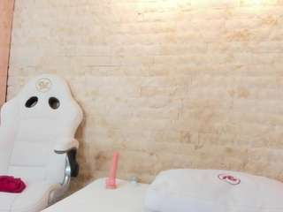 annie-shine live cam profile