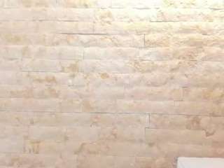 Annie-Shine live cam