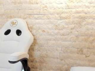 annie-shine live webcam show
