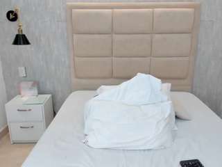 AriaaMoon live webcam show