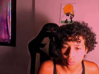 bad-girl-xxx Live Webcam on CamSoda