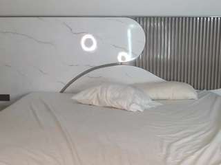 hotcouplexx2's CamSoda show and profile