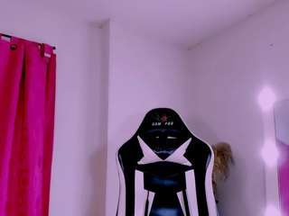 Karoline-miss live cam preview