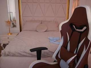 kissablekira Sub live webcam