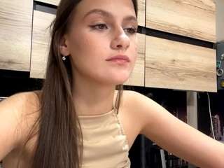 laruebartin's CamSoda show and profile