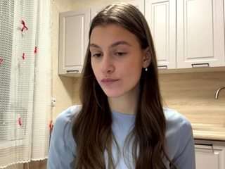 laruebartin live cam profile