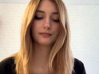 laruebartin Live Webcam on CamSoda