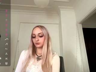 lynnettemckiver webcam