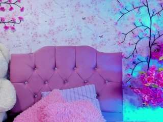 NaomiSweety