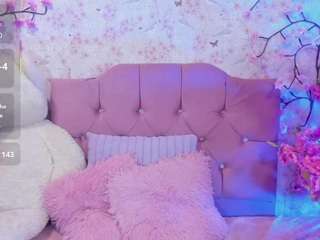 NaomiSweety