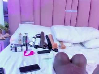 saoryjones live webcam show