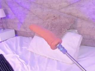 Live webcam model sararossi on Soda Cams