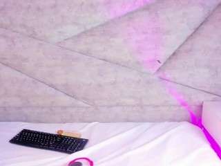 Acest model este live acum. sararossi