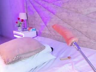 le modèle sararossi est en webcam porno dans un show sur le site camsoda, il possède les tags suivants: amateur,no smoking,flashing,anal,full nudity,handjob,lingerie,nature,no drinking,orgasm,fingering,shaved pussy,skinny,spank,squirter,tattoos,tease,thin,fingers,fuck machine