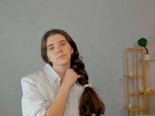 shelliskrebes's CamSoda show and profile