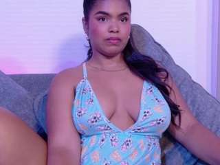 zoe-roux live webcam show