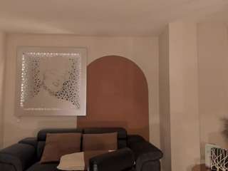AmaraDivine live webcam show