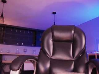 JulietteMoreau live cam preview