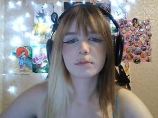 mechellebabineau live webcam show