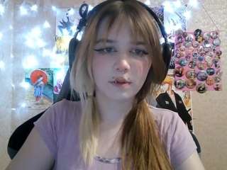 MechelleBabineau live webcam show