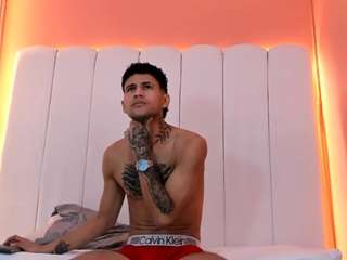 oliverroyce Sex Cam Show