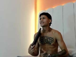 oliverroyce Sex Cam Show