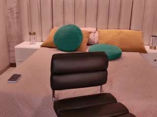 orianafontaine's CamSoda show and profile