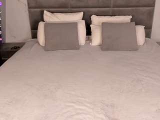 Stella-Leee live cam preview