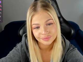 Stella-Leee live cam preview