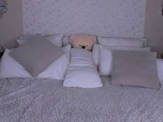 Stella-Leee live cam preview