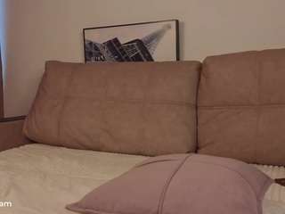 cozycare Brown live webcam