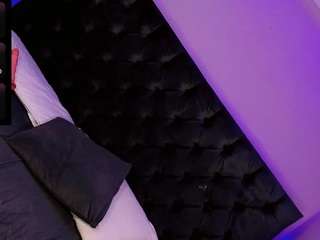 cutemiaaa Live Webcam on CamSoda