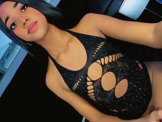 Daniiela-Foxx