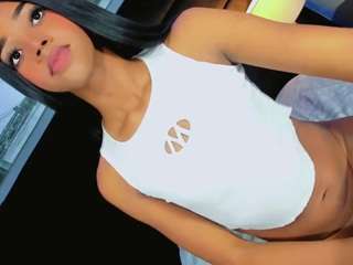 Daniiela-Foxx