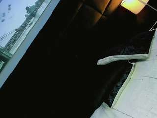 Daniiela-Foxx live cam preview