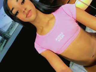 Daniiela-Foxx
