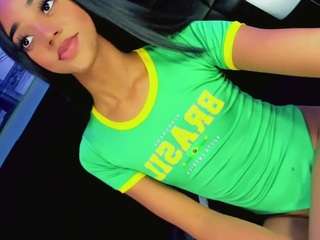 Daniiela-Foxx