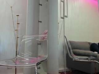 natasha-m00n webcam model