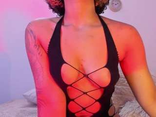 Acest model este live acum. tylla