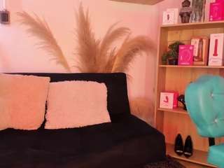 Tylla live cam preview