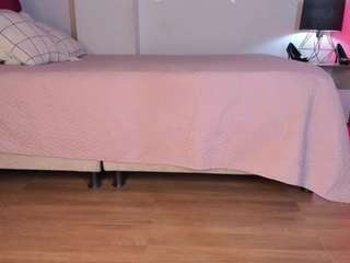 le modèle tylla est en webcam porno dans un show sur le site camsoda, il possède les tags suivants: athletic,brown eyes,toys,tattoos,skinny,ride torso,orgasm,no smoking,no drinking,lovense,fingering,domination,doggy style,deepthroat,cowgirl,brown hair,hd,small tits