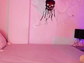 tylla live