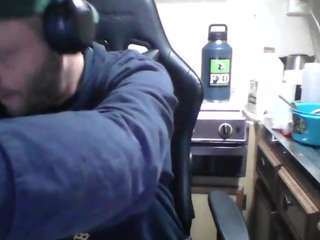 7inchedcock — LIVE on Camsoda