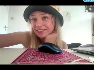 le modèle carymains est en webcam porno dans un show sur le site camsoda, il possède les tags suivants: ahegao,pov,massage,moaning,naked,natural,nature,no drinking,no smoking,normal,role play,huge tits,skinny,solo,spank,tease,teen (18+),twerk,wet,young adult