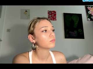 Acest model este live acum. carymains