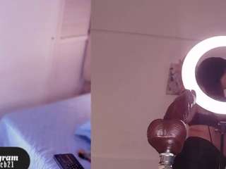 hannah-sinclair Live Webcam on CamSoda