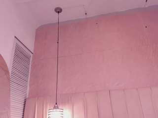 hannah-sinclair live cam profile