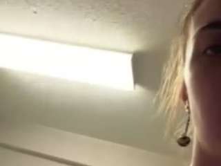 kittysugarbear's CamSoda show and profile