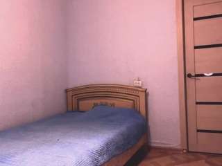 Live webcam model nelliemarcinek on Soda Cams