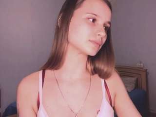 nelliemarcinek Live Webcam on CamSoda